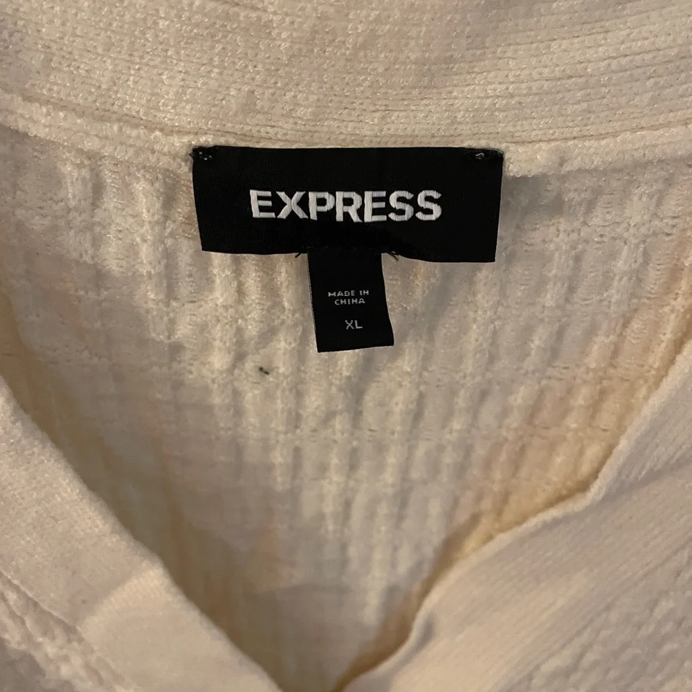 Express V-Neck Bow Cardigan - Picture 5 of 6